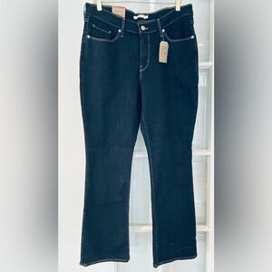 NWT Levi's Women's Classic Bootcut Jeans